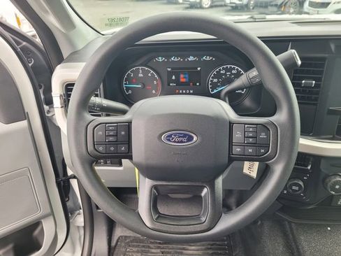 New 2026 Ford F350 XL w/ XL Chrome Package AWD/4WD image 9