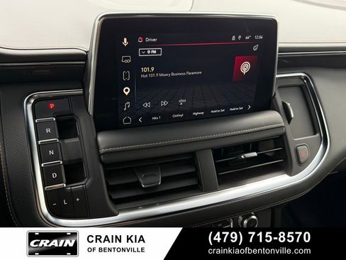 Used 2022 GMC Yukon AT4 w/ Technology Package AWD/4WD image 16