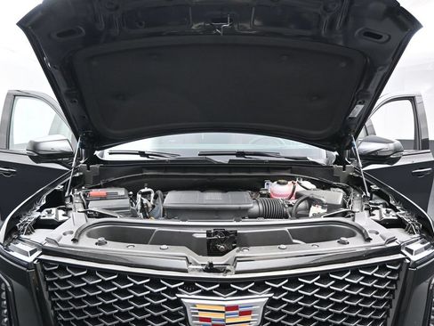 Used 2026 Cadillac Escalade ESV Sport AWD/4WD image 34