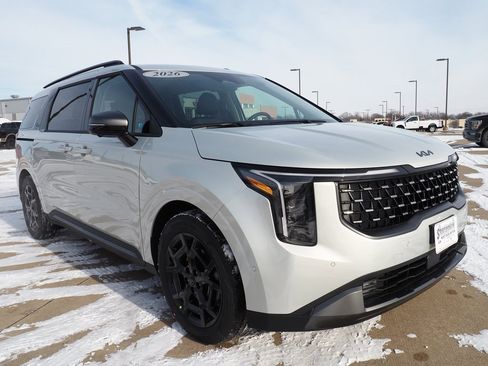 New 2026 Kia Carnival SX image 3