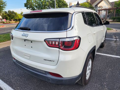 Used 2019 Jeep Compass Sport w/ Cold Weather Group FWD image 7