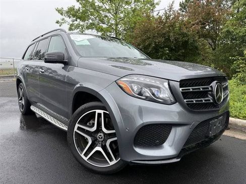Used 2018 Mercedes-Benz GLS 550 4MATIC image 2