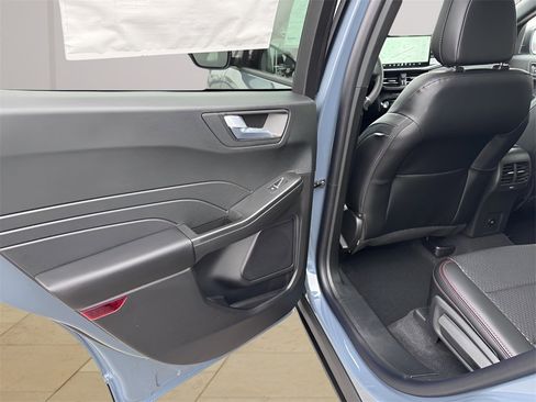 New 2026 Ford Escape ST-Line w/ Tech Pack #1 image 30