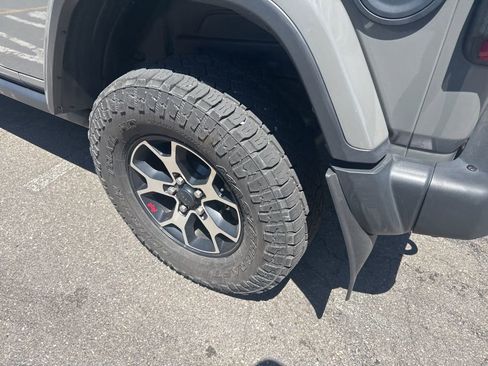 Used 2019 Jeep Wrangler Unlimited Rubicon AWD/4WD image 8