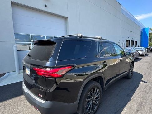 Used 2023 Chevrolet Traverse RS AWD/4WD image 5