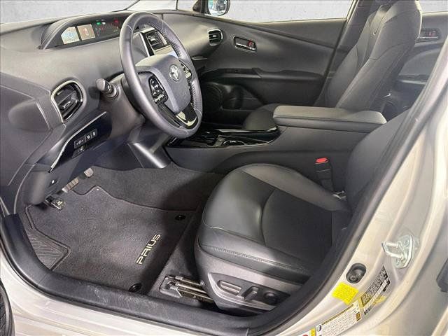 Used 2022 Toyota Prius XLE FWD image 9