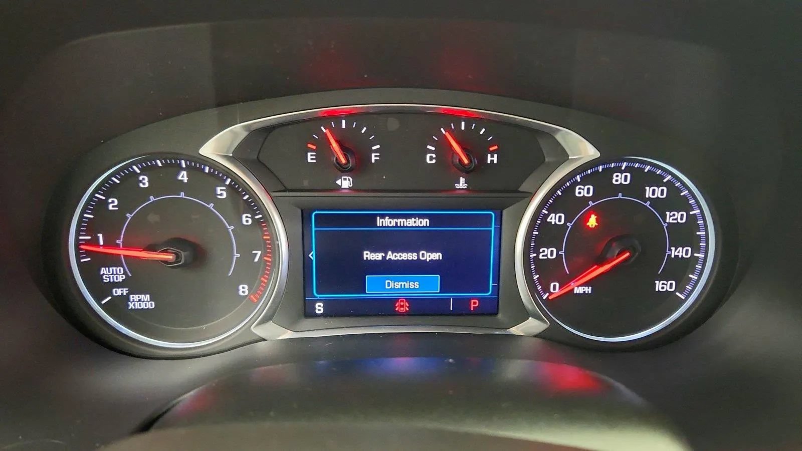 Used 2022 GMC Acadia SLE FWD image 17