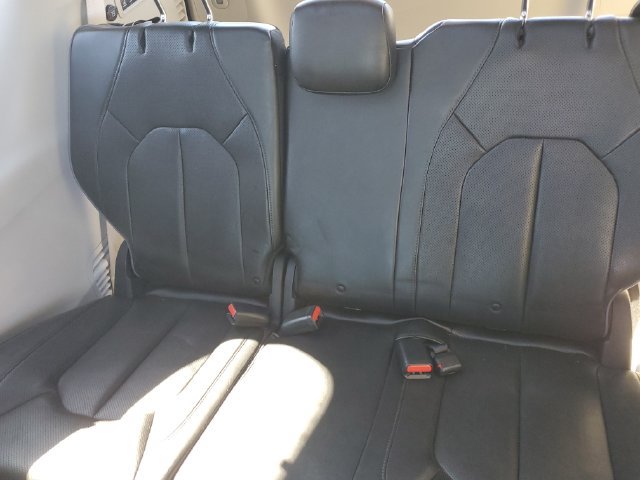 Used 2019 Chrysler Pacifica Limited FWD image 10