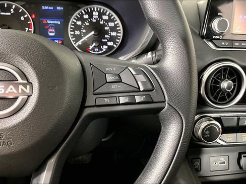 Used 2025 Nissan Sentra S FWD image 11