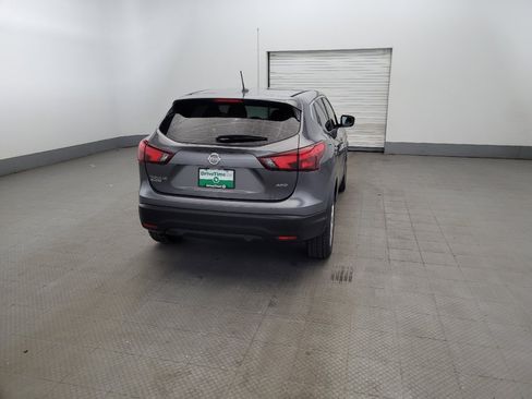 Used 2018 Nissan Rogue Sport S AWD/4WD image 7