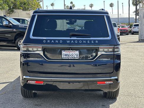 Used 2024 Jeep Grand Wagoneer L 4WD image 5