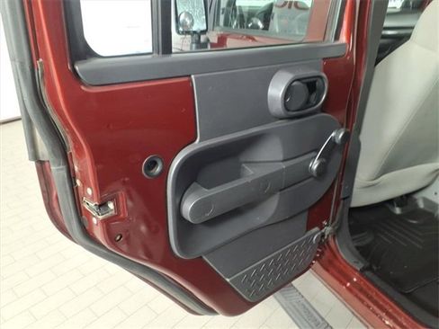 Used 2007 Jeep Wrangler X image 16