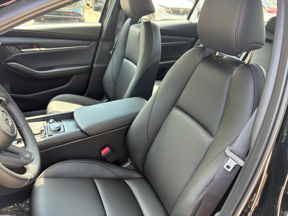 New 2026 MAZDA MAZDA3 2.5 S Sedan w/ Preferred Pkg FWD image 30
