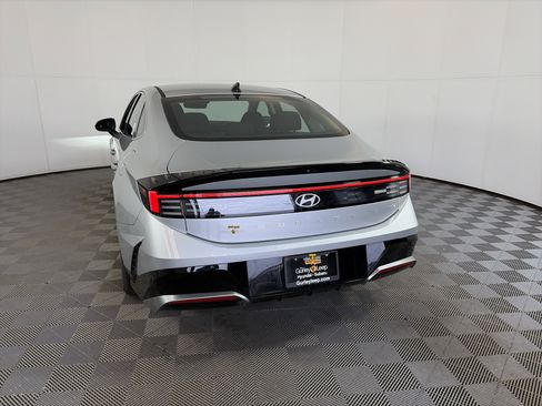 Used 2025 Hyundai Sonata SEL image 5