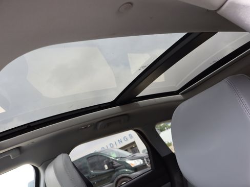 Used 2022 Lincoln Corsair Reserve w/ Equipment Group 201A image 26