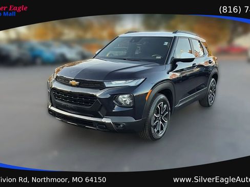 Used 2021 Chevrolet TrailBlazer ACTIV w/ Technology Package AWD/4WD image 1