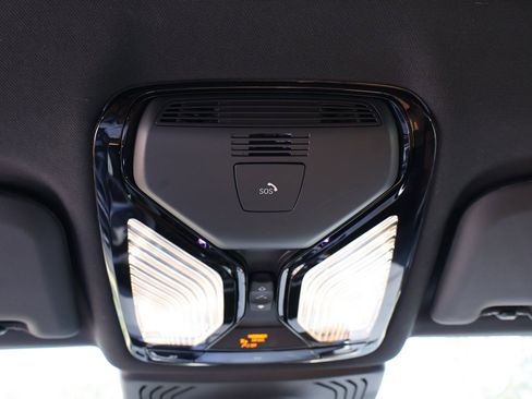 Used 2023 BMW X3 M40i w/ Premium Package image 57