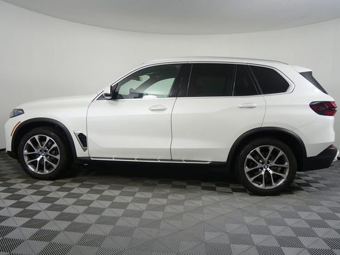 Certified 2025 BMW X5 xDrive40i image 6