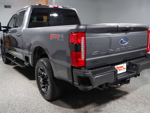 Used 2023 Ford F250 Lariat w/ Lariat Ultimate Package image 9