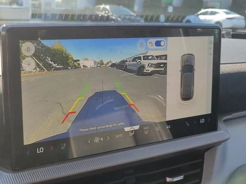 New 2025 Ford Explorer Active w/ Active Comfort Package image 32