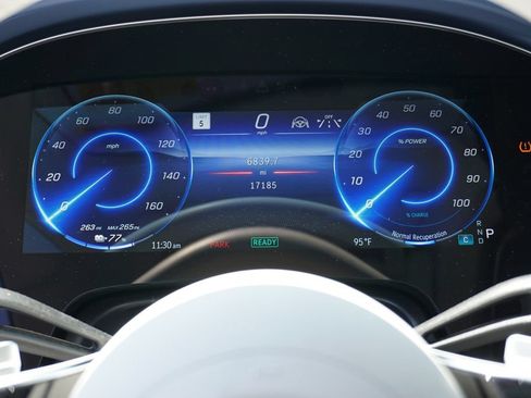 Certified 2023 Mercedes-Benz EQS 580 4MATIC Sedan image 16