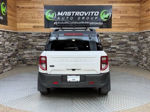 Used 2022 Ford Bronco Sport Outer Banks w/ Tech Package AWD/4WD image 9