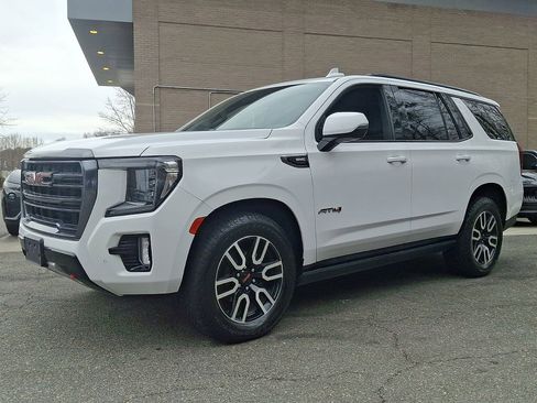 Used 2022 GMC Yukon AT4 image 3