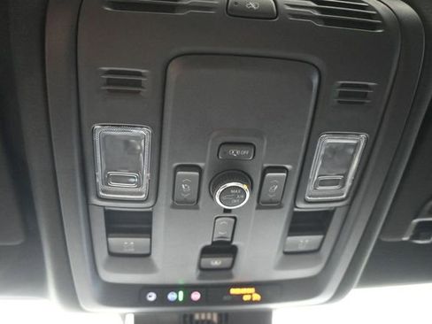 Used 2025 GMC Yukon AT4 Ultimate AWD/4WD image 20