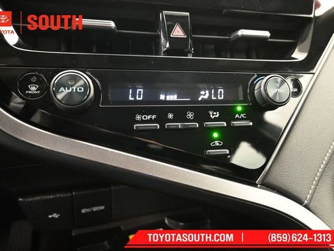 Used 2024 Toyota Camry XSE FWD image 17