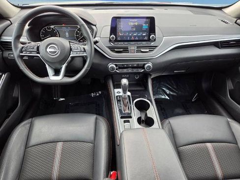 Certified 2025 Nissan Altima 2.5 SR AWD/4WD image 24