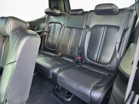 Used 2022 Jeep Wagoneer Series III RWD image 33