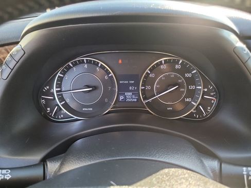 Used 2019 Nissan Armada SL w/ Premium Package image 31