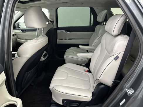 Used 2025 Hyundai Palisade Calligraphy FWD image 25