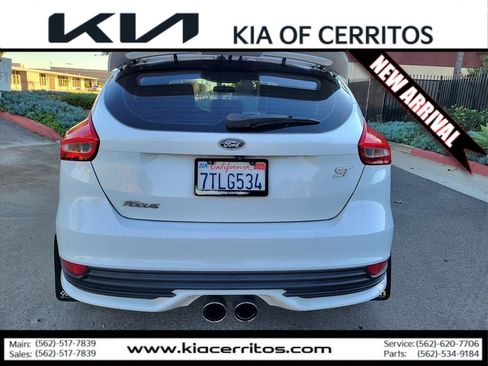 Used 2016 Ford Focus ST w/ Equipment Group 402A image 4