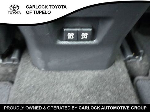 Used 2021 Toyota RAV4 XLE image 22