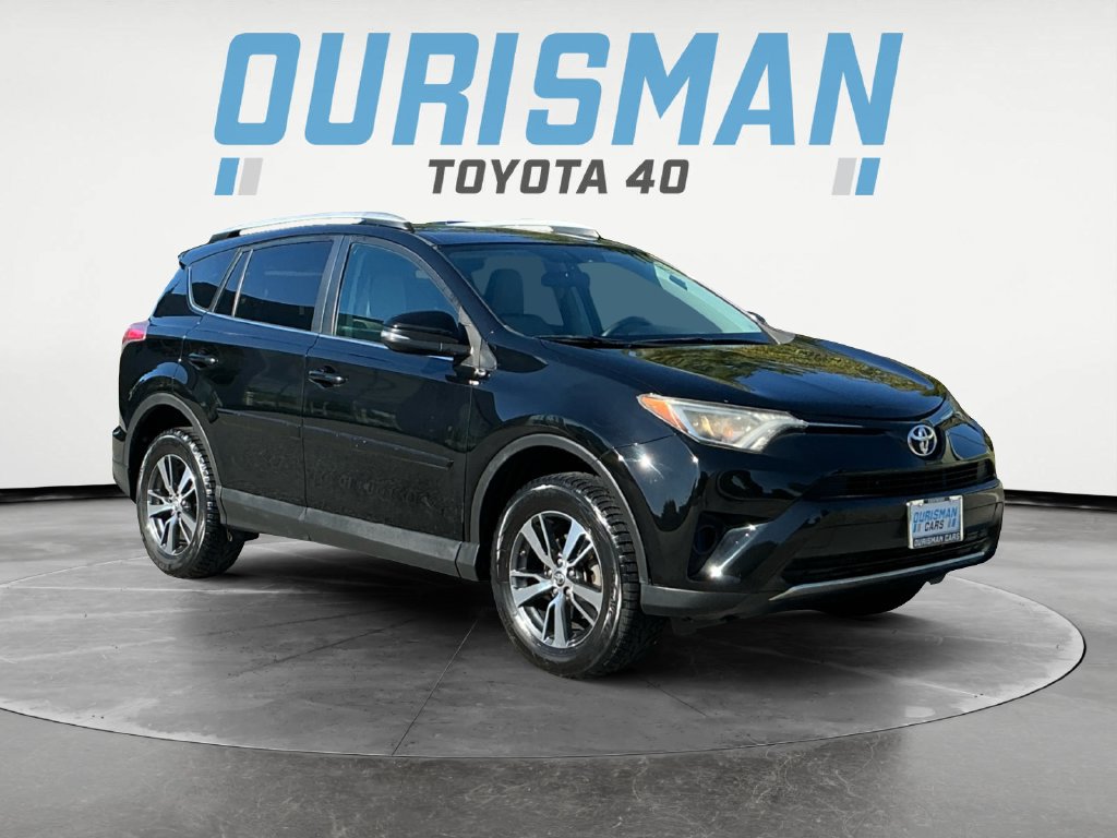 Used 2016 Toyota RAV4 XLE AWD/4WD image 1