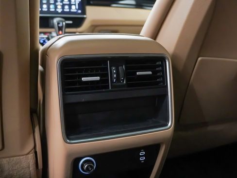 Certified 2023 Porsche Cayenne image 20