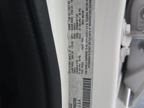 Used 2023 RAM 1500 Laramie AWD/4WD image 30