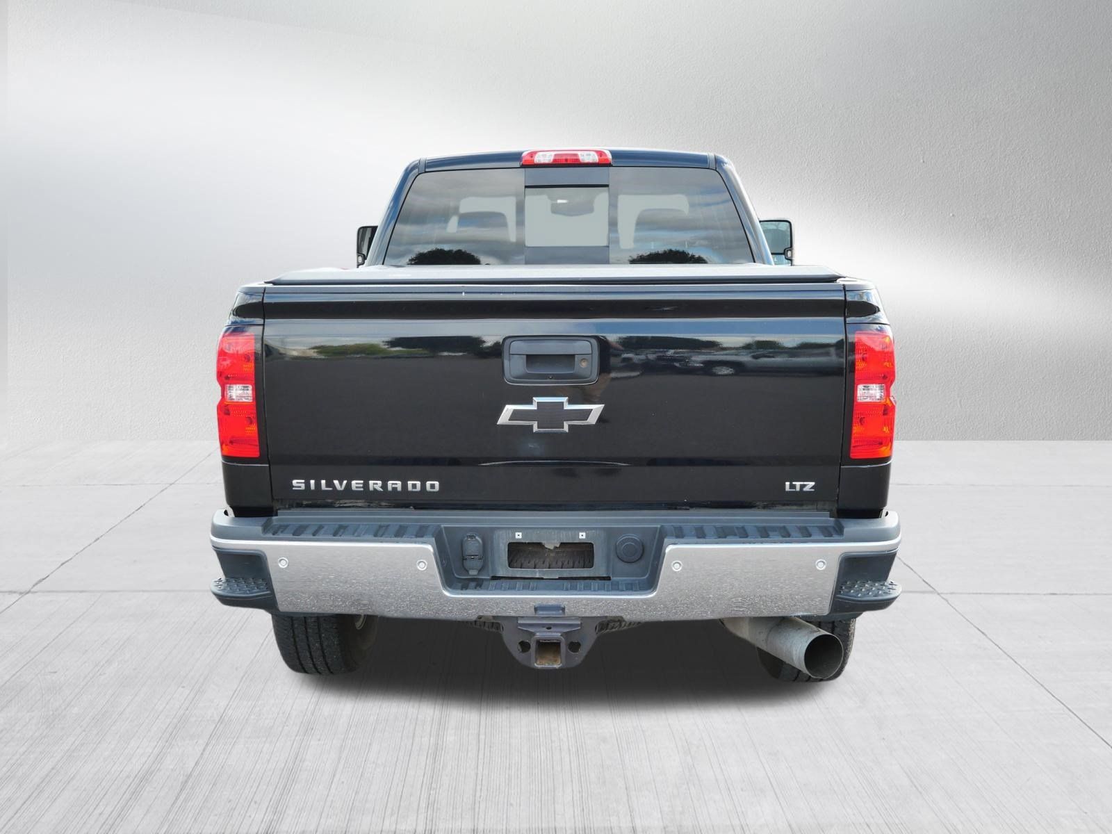 Used 2019 Chevrolet Silverado 3500 LTZ w/ LTZ Plus Package AWD/4WD image 6