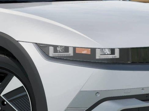 New 2026 Hyundai Ioniq 5 SEL RWD image 9