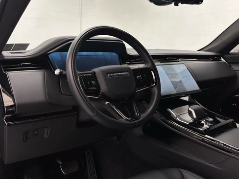 Used 2025 Land Rover Range Rover Sport Autobiography AWD/4WD image 10