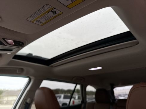 Used 2025 Subaru Outback Touring XT image 16