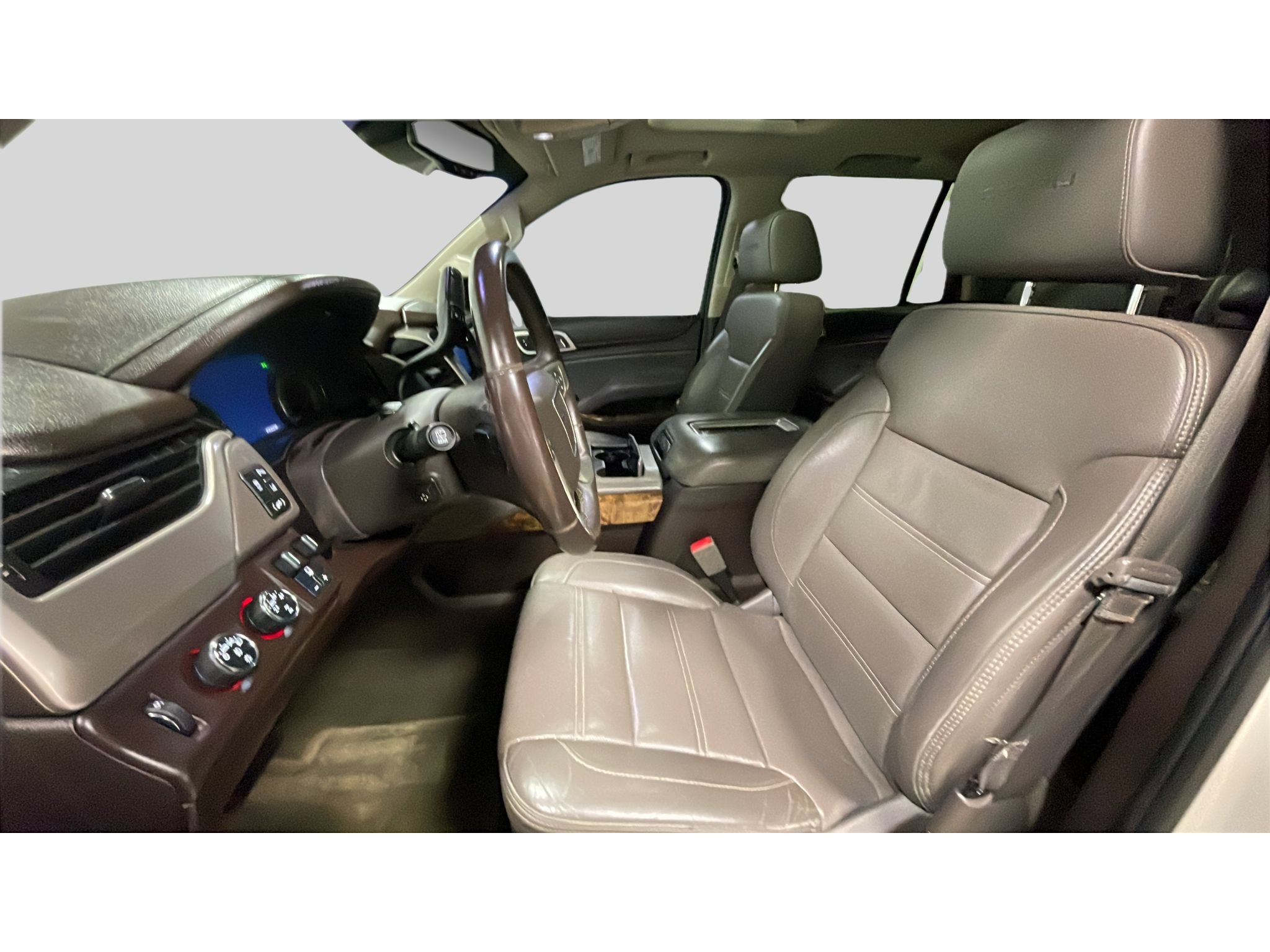 Used 2015 GMC Yukon Denali w/ Open Road Package AWD/4WD image 12