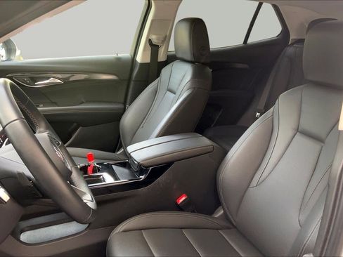 Used 2025 Buick Envision Preferred AWD/4WD image 8