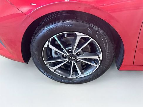 Used 2022 Kia Forte LXS FWD image 29