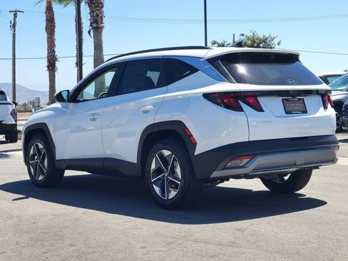 New 2026 Hyundai Tucson SEL FWD image 3