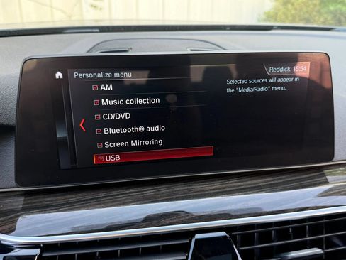 Used 2017 BMW 540i xDrive AWD/4WD image 25