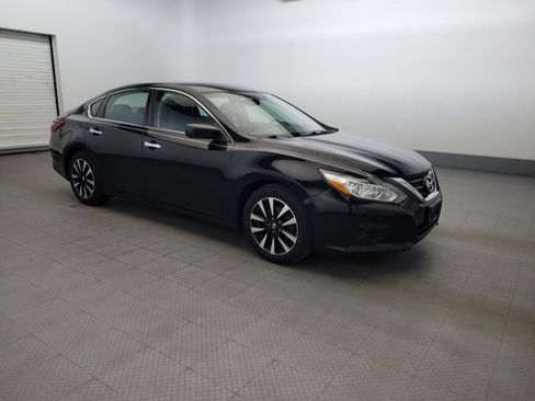 Used 2018 Nissan Altima 2.5 SV FWD image 11
