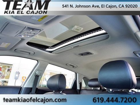 Used 2019 Kia Niro EX w/ EX Premium Package FWD image 16