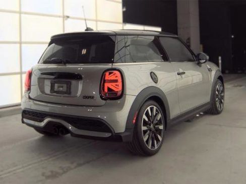 Used 2024 MINI Cooper S FWD image 2